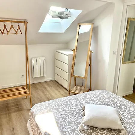 Casa de Férias Cosy House Near Paris, Cdg Airport + Parking